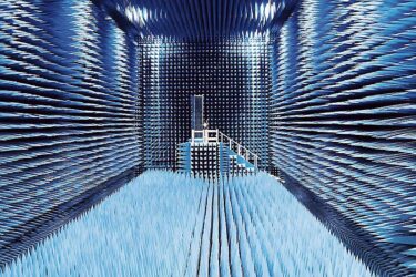 NECプラットフォームズが関東最大級の電波暗室新設　測定距離30メートルを確保　超短波からミリ波まで測定可能